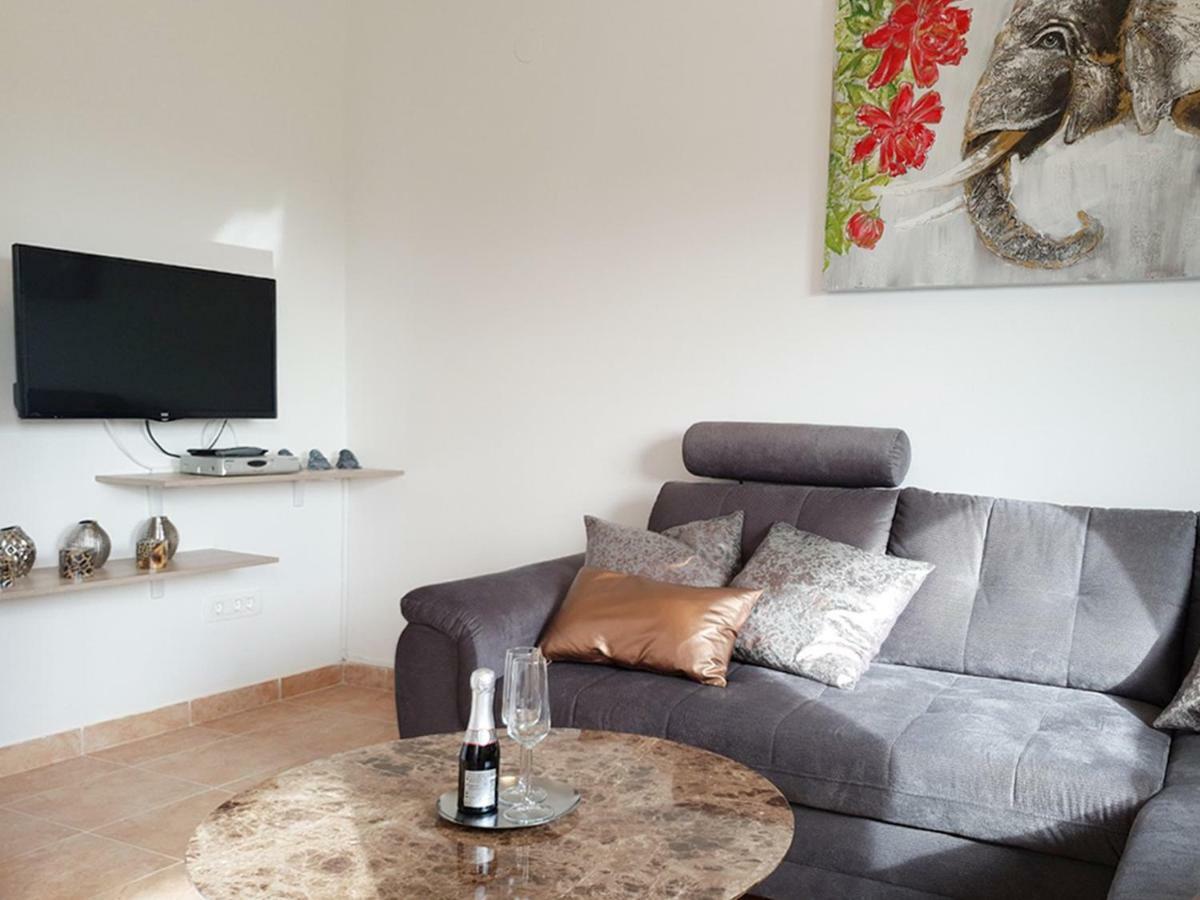 Lastovka Posesi Apartment Медулин Екстериор снимка
