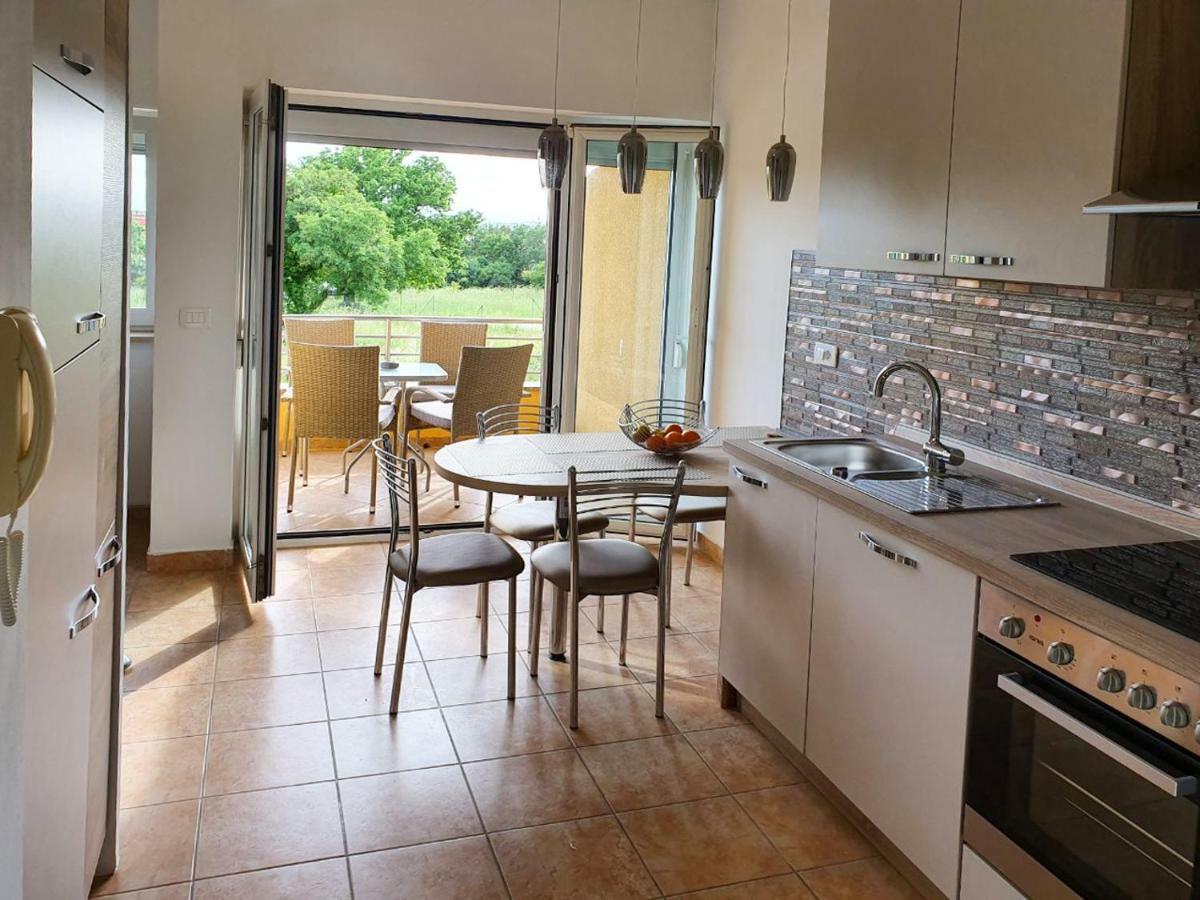 Lastovka Posesi Apartment Медулин Екстериор снимка